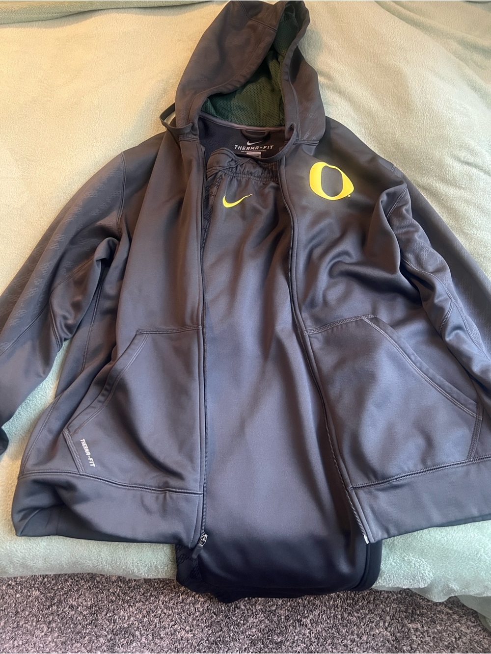 Nike Gray Hooded Therma-FIT Jacket with Yellow Oregon O Logo